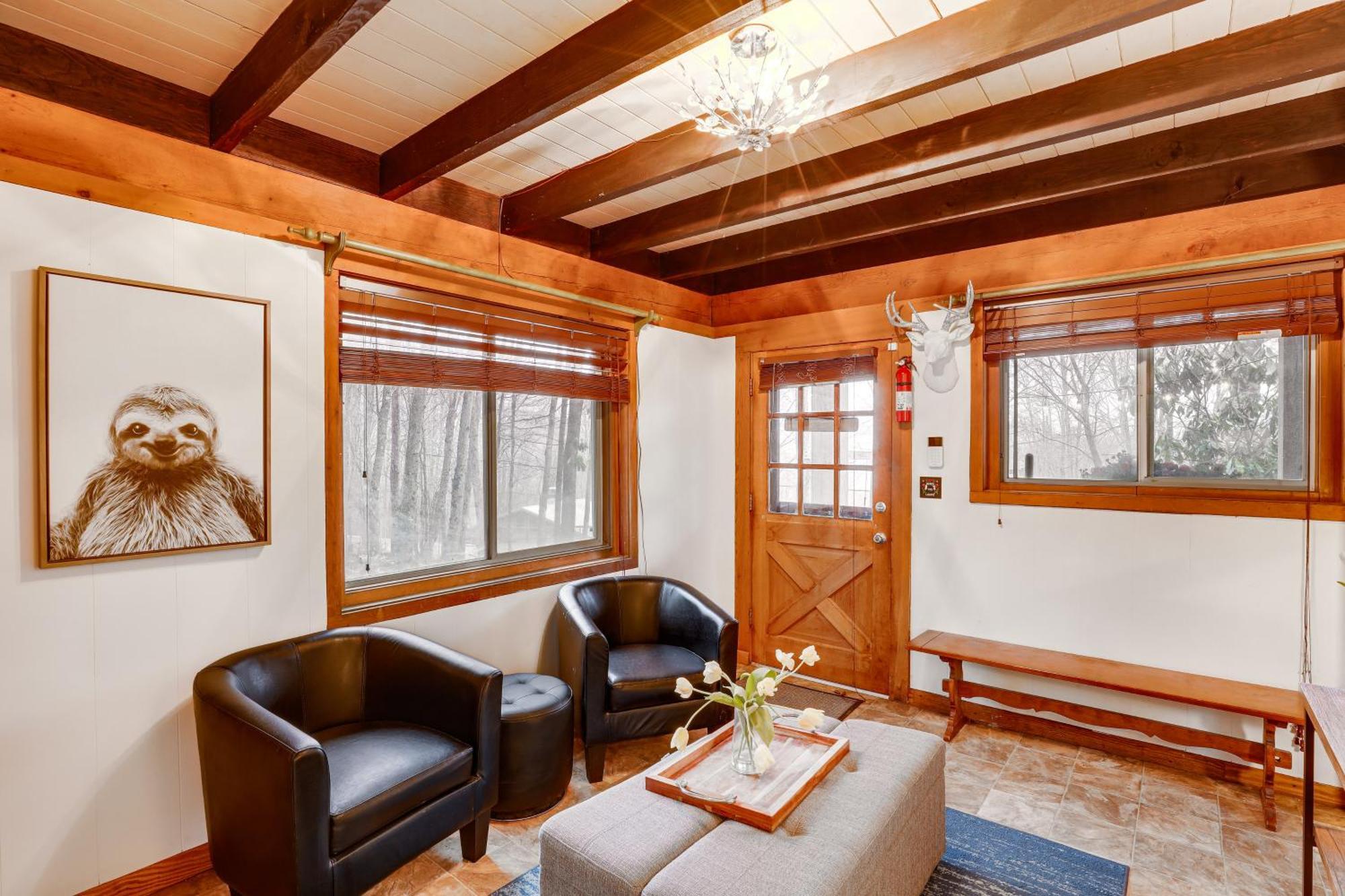A-Frame Cabin With Hot Tub 1 Mi To Beech Mountain! Exteriör bild
